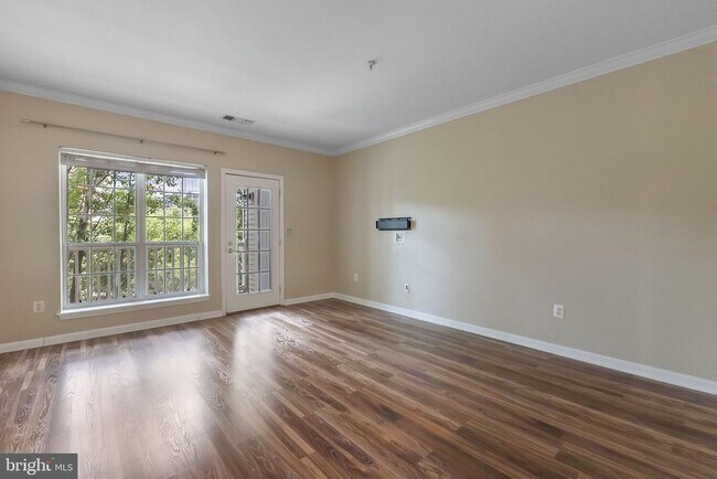 property at 4551 Strutfield Ln
