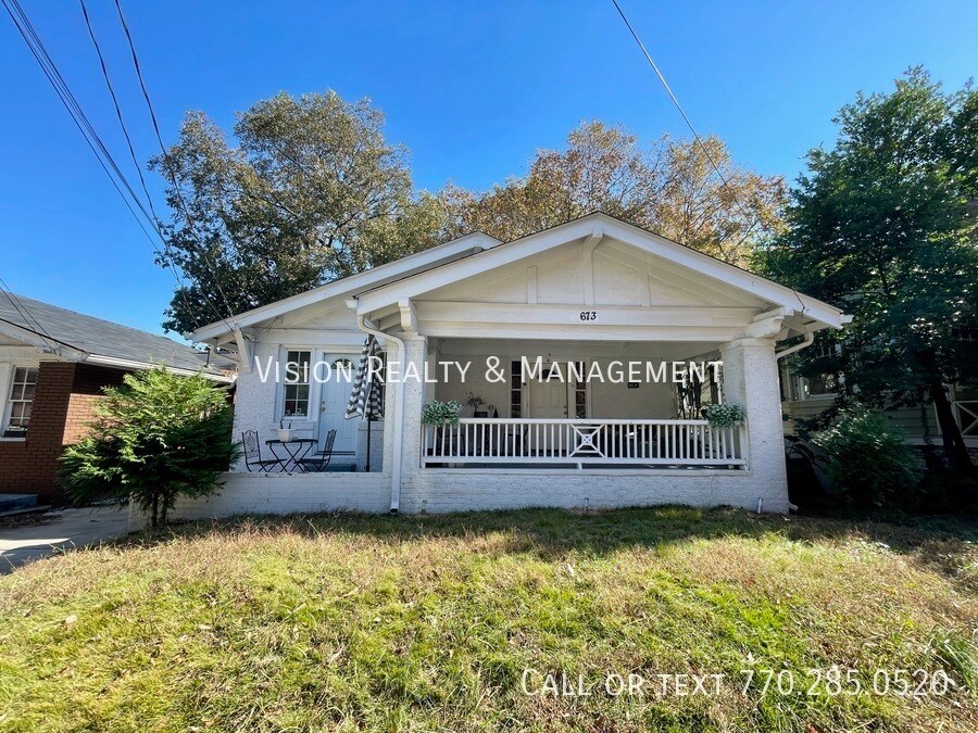 673 Kennesaw Ave NE in Atlanta, GA - Building Photo