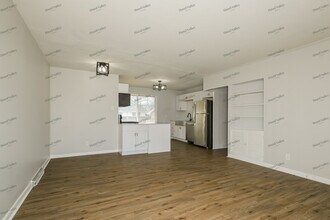 2230 Hollis Dr in St. Louis, MO - Building Photo - Building Photo