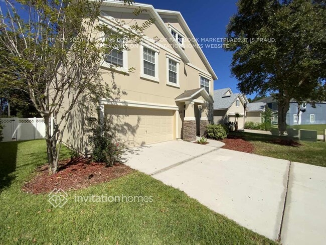 164 Thornloe Dr in Saint Johns, FL - Foto de edificio - Building Photo