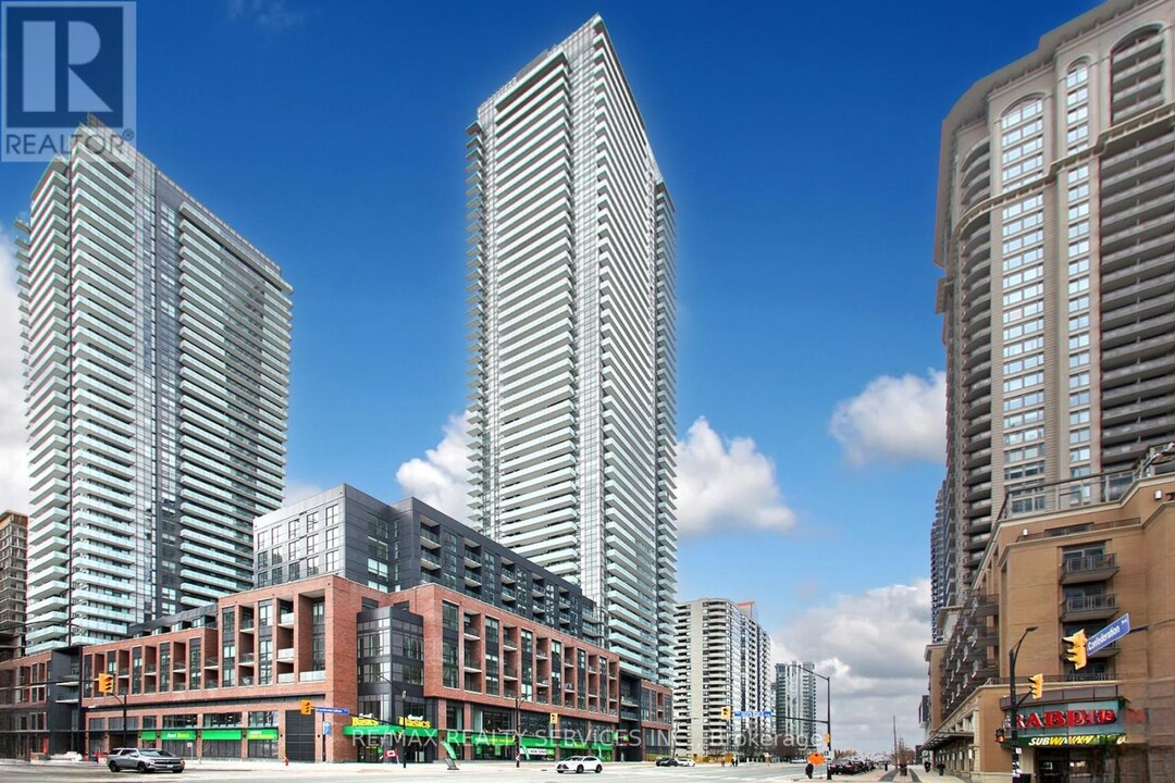 430-430 Square One Dr in Mississauga, ON - Building Photo