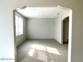 2162 Allandale Cir N in Jacksonville, FL - Building Photo - Building Photo