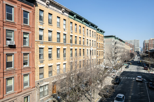 1122 Hudson St in Hoboken, NJ - Building Photo - Building Photo