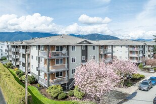 Monarch Place in Chilliwack, BC - Building Photo