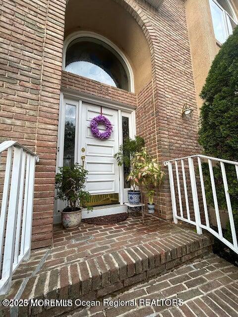 85 Mira Vista Ct in Holmdel, NJ - Building Photo - Building Photo