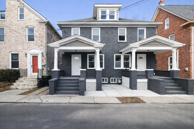 property at 512 Brown St