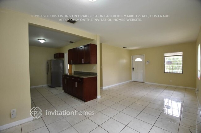 16049 NE 9th Ct in North Miami Beach, FL - Building Photo - Building Photo