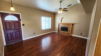 409 Harvest Creek Rd in Bakersfield, CA - Building Photo - Building Photo