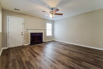 2441 Wood Bend Ln in Riverdale, GA - Building Photo - Building Photo