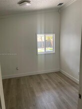 20700 SW 122nd Ave in Miami, FL - Building Photo - Building Photo