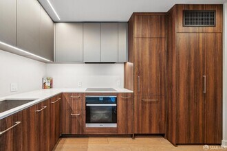 280 Spear St, Unit 30H in San Francisco, CA - Building Photo - Building Photo