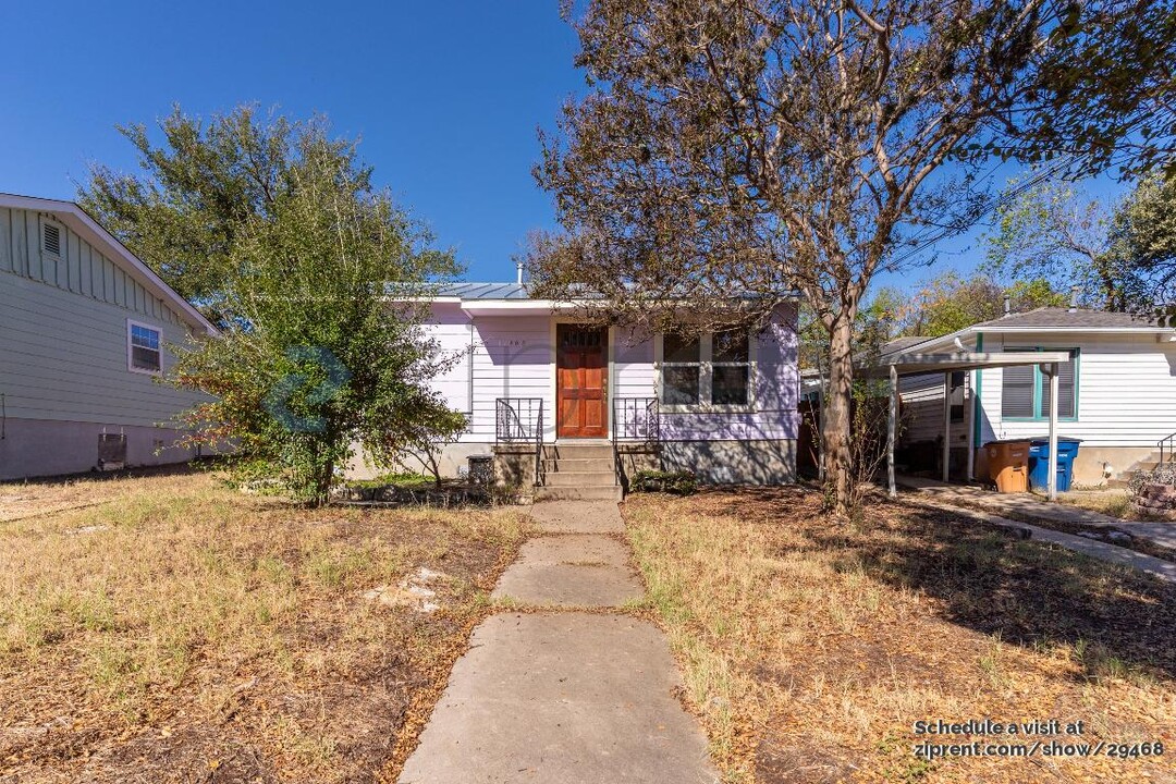 1180 1/2 Sol Wilson Ave in Austin, TX - Foto de edificio