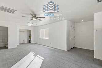 1224 E Apache St in Phoenix, AZ - Building Photo - Building Photo
