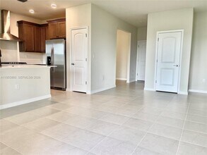 4490 Gramercy Dr in Oakland Park, FL - Building Photo - Building Photo