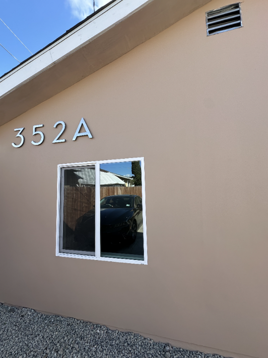 352 Clela Ave-Unit -A in East Los Angeles, CA - Foto de edificio