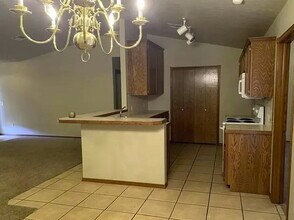 213 Willow Branch Rd in Norman, OK - Building Photo - Building Photo