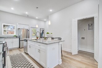 5739 Murray Dr in Hanahan, SC - Building Photo - Building Photo