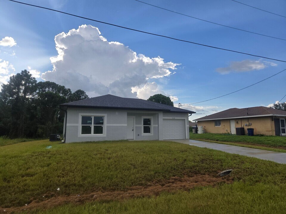 1608 Irene Ave S in Lehigh Acres, FL - Building Photo