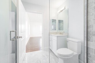 730 E Broadway in Boston, MA - Building Photo - Building Photo