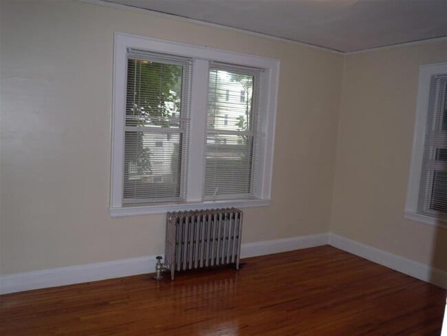 8 Cogswell Ave, Unit 7