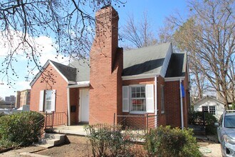 11 Bagwell Ave in Raleigh, NC - Building Photo - Building Photo