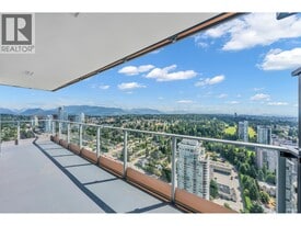 3833 Evergreen Pl in Burnaby, BC - Building Photo