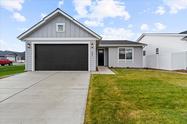 property at 3023 N Corvus St