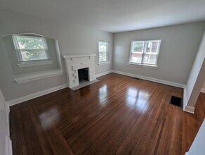 1762 Catalina Ave in Cincinnati, OH - Building Photo - Building Photo