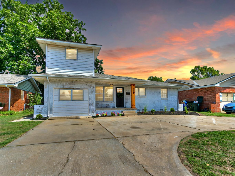 725 W Hughbert St in Norman, OK - Building Photo