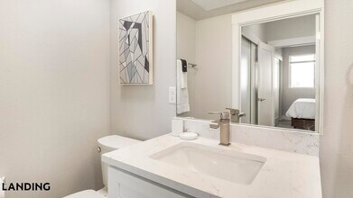 2720 S Federal Blvd, Unit 3-11 in Denver, CO - Foto de edificio - Building Photo