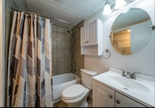 1712 Baird Farm Cir in Arlington, TX - Building Photo - Building Photo