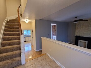 2733 Shelly St in Pittsburgh, PA - Building Photo - Building Photo