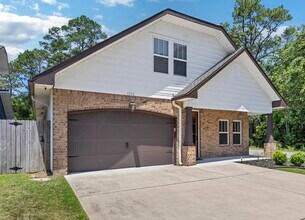 1200 French Quarter's Wy in Fort Walton Beach, FL - Foto de edificio - Building Photo