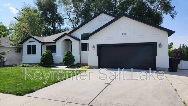 697 Krista Ct in Salt Lake City, UT - Building Photo - Building Photo
