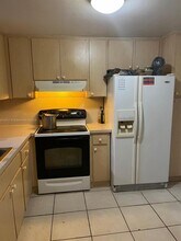 11295 SW 88th St in Miami, FL - Building Photo - Building Photo