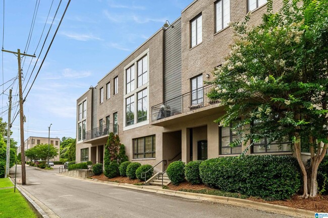 property at 1880 Red Mountain Ln