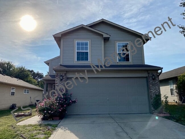 6316 Long River Ln in Indianapolis, IN - Building Photo - Building Photo