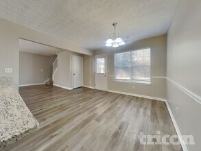 1681 Riverchase Cir NE in Conyers, GA - Foto de edificio - Building Photo