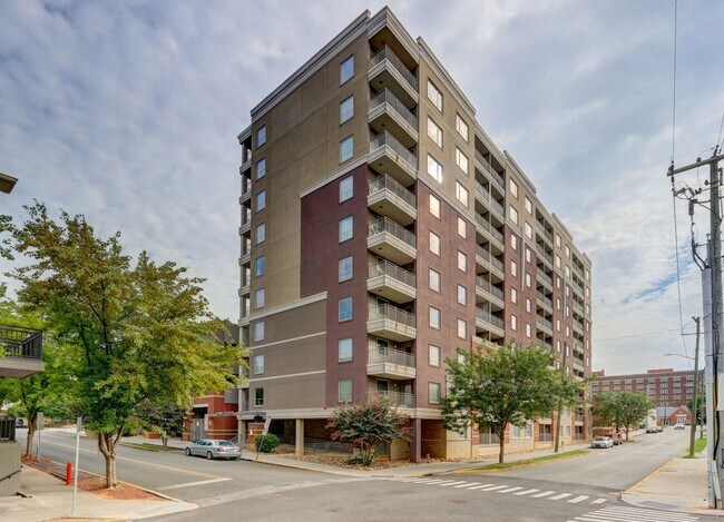 1735 Lake Ave in Knoxville, TN - Building Photo - Building Photo