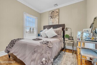 564 Sairs Ave in Long Branch, NJ - Building Photo - Building Photo