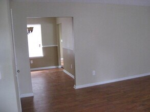 2056 Charles Cudd Ct in Lithonia, GA - Building Photo - Building Photo