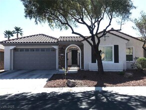 8615 Muirfield Village Ct in Las Vegas, NV - Building Photo - Building Photo