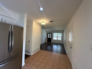 330 E Wilson Ave in Pilot Point, TX - Building Photo - Building Photo