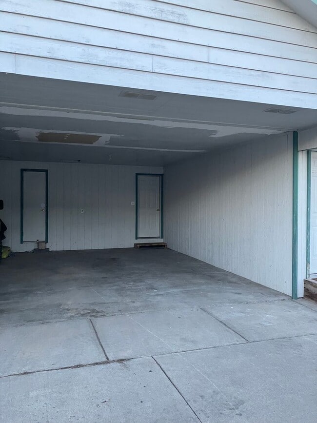 903 E White Birch Ave in Ellensburg, WA - Building Photo - Building Photo