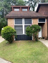 1858 Nekoma Ct, Unit 1858 in Tallahassee, FL - Building Photo