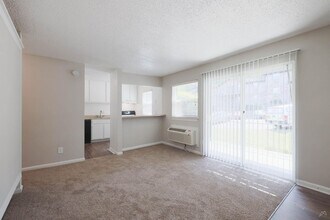 2213 Briarcliff Rd NE in Atlanta, GA - Building Photo - Building Photo