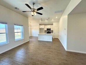 3117 Mt Nebo Dr in Yukon, OK - Building Photo - Building Photo