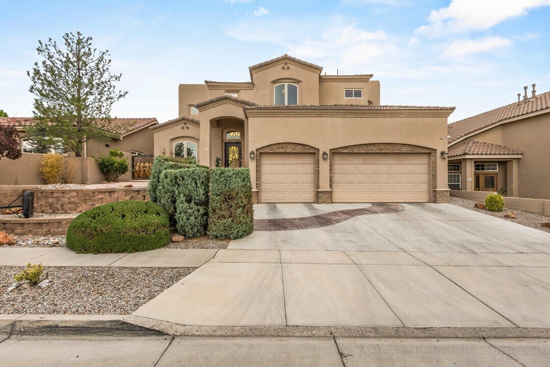 4613 Croyden Ave NW in Albuquerque, NM - Building Photo