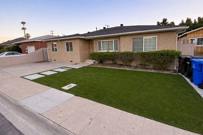 property at 5054 Rockford Dr