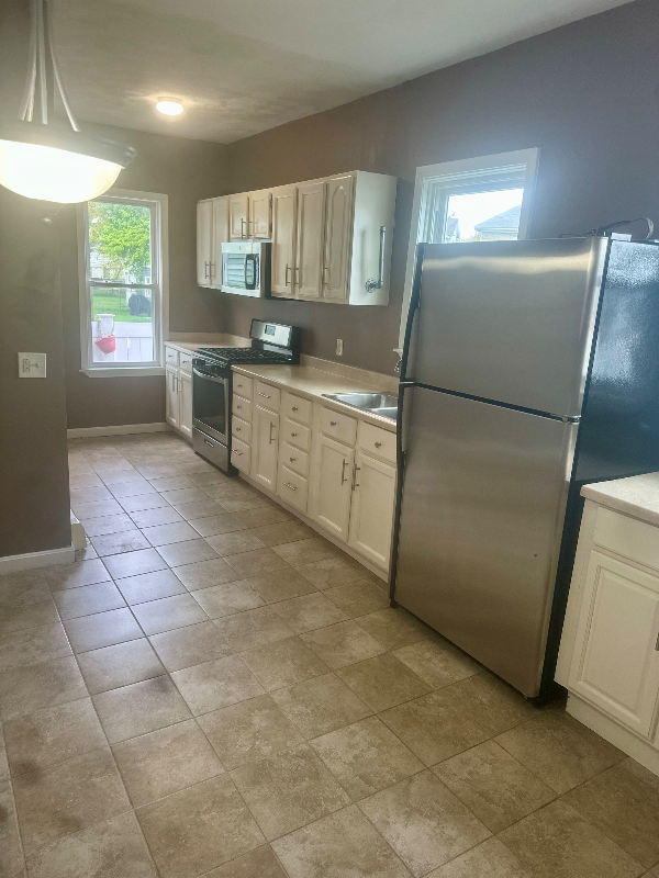 property at 92 W Cole St